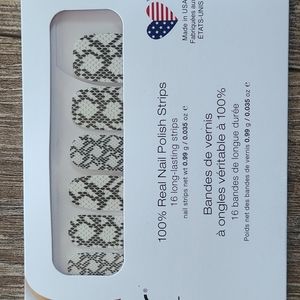 Color Street Heads or Scales